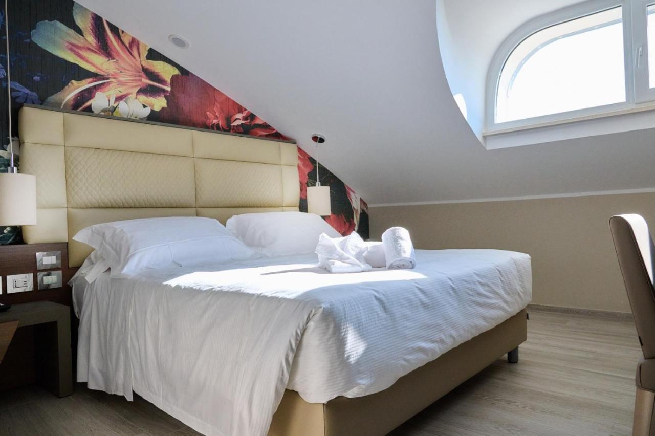 Park Hotel Le Dune Di Giovino カタンザーロ エクステリア 写真