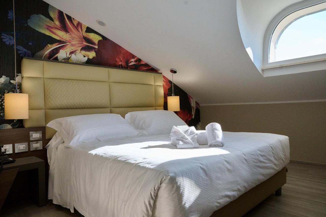 Park Hotel Le Dune Di Giovino カタンザーロ エクステリア 写真