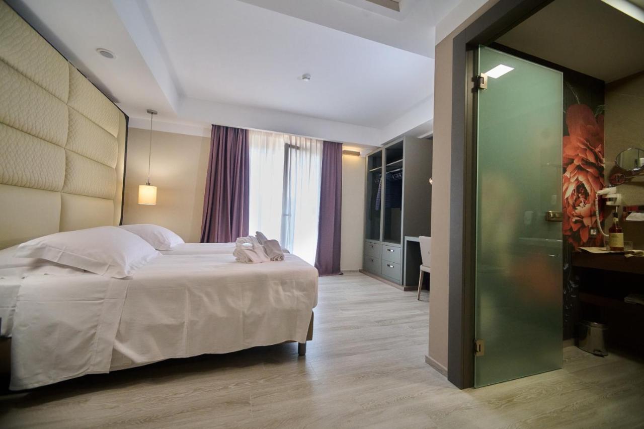 Park Hotel Le Dune Di Giovino カタンザーロ エクステリア 写真