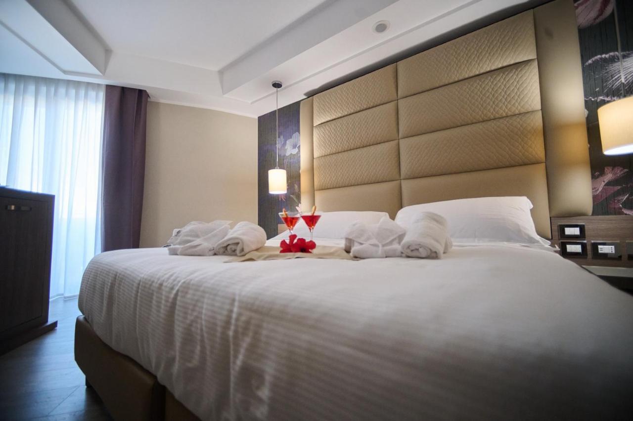 Park Hotel Le Dune Di Giovino カタンザーロ エクステリア 写真
